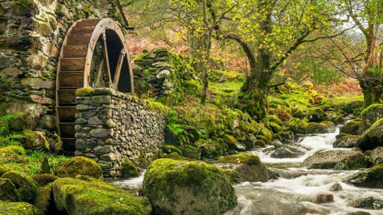 Water Wheel Generator: Your Answer to Sustainable Energy at Home